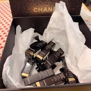 Chanel lipstick/lip balm bundle